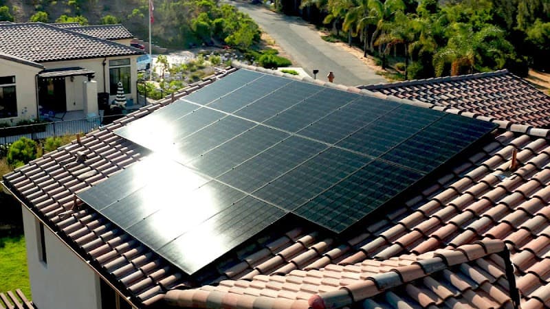 Izzy Does Solar
