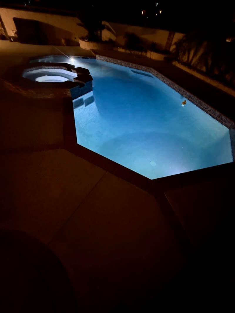 J&R Pool Service