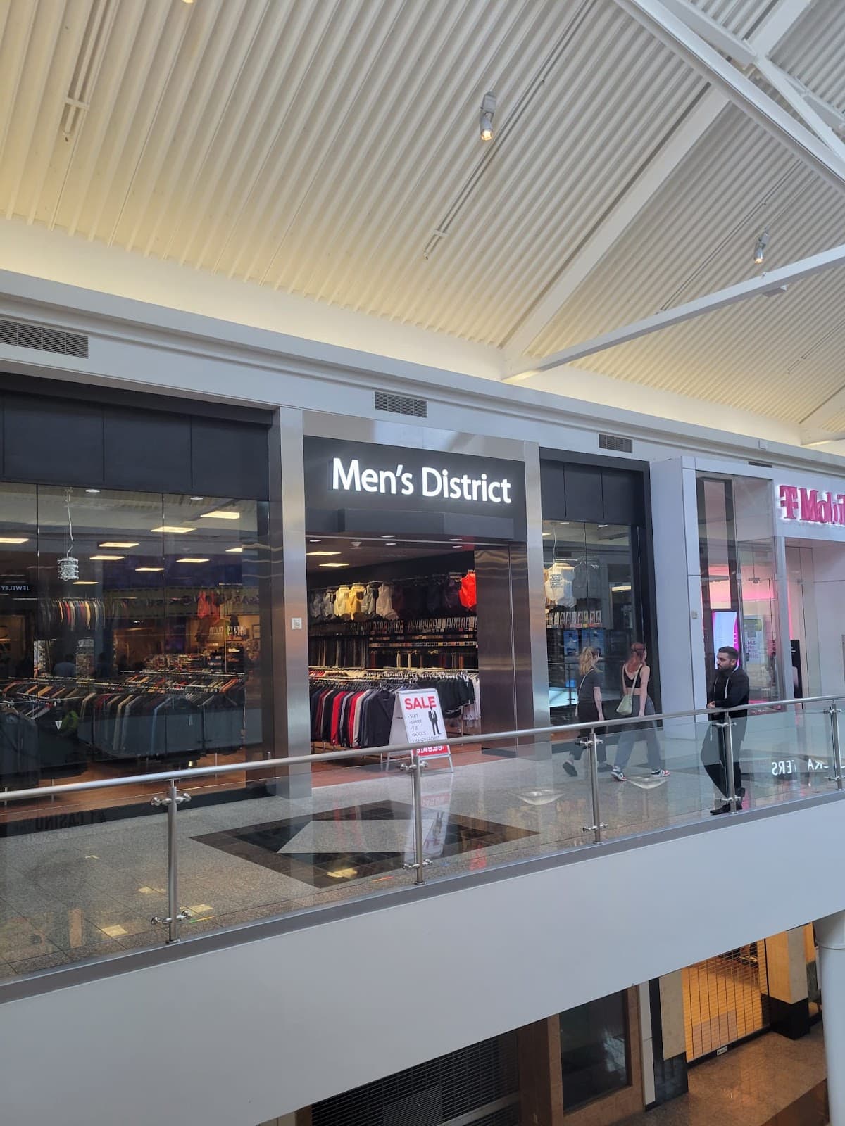 Men's District