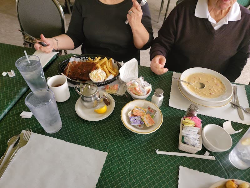 Seven Hills Cafe on the Green