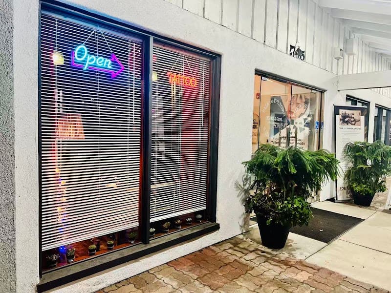 Top Art Tattoo Room